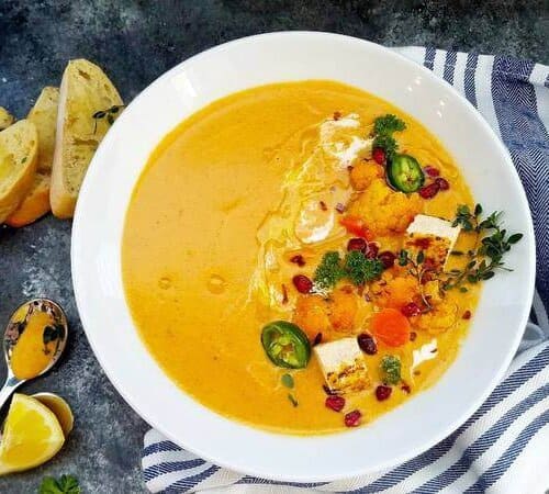 Curried Coconut Pumpkin Soup (Vegan, Whole30, Paleo) - Everyday Easy Eats