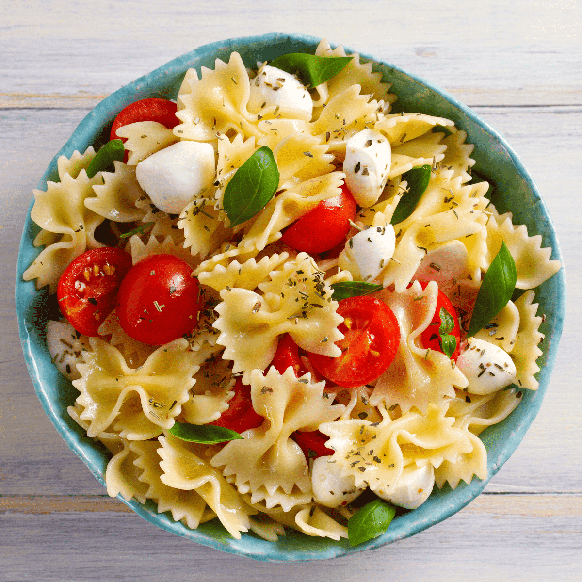 Caprese Pasta Salad - Easy and Delish