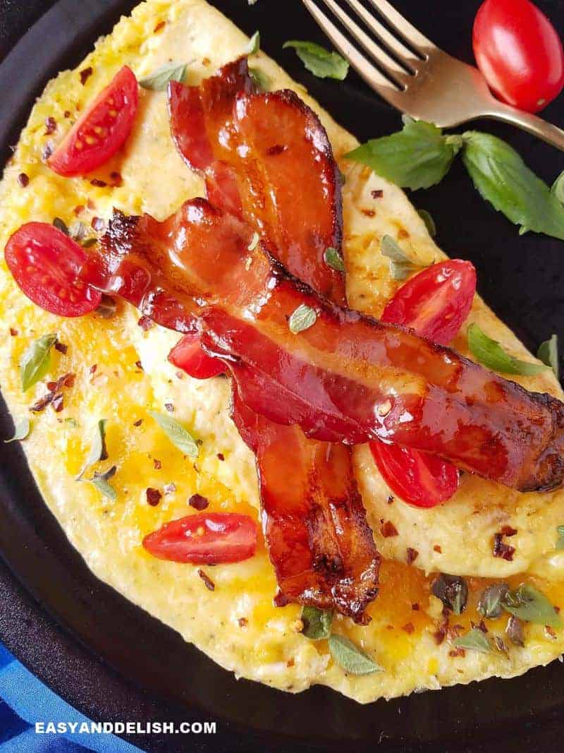 Omelet With Bacon And Cheese