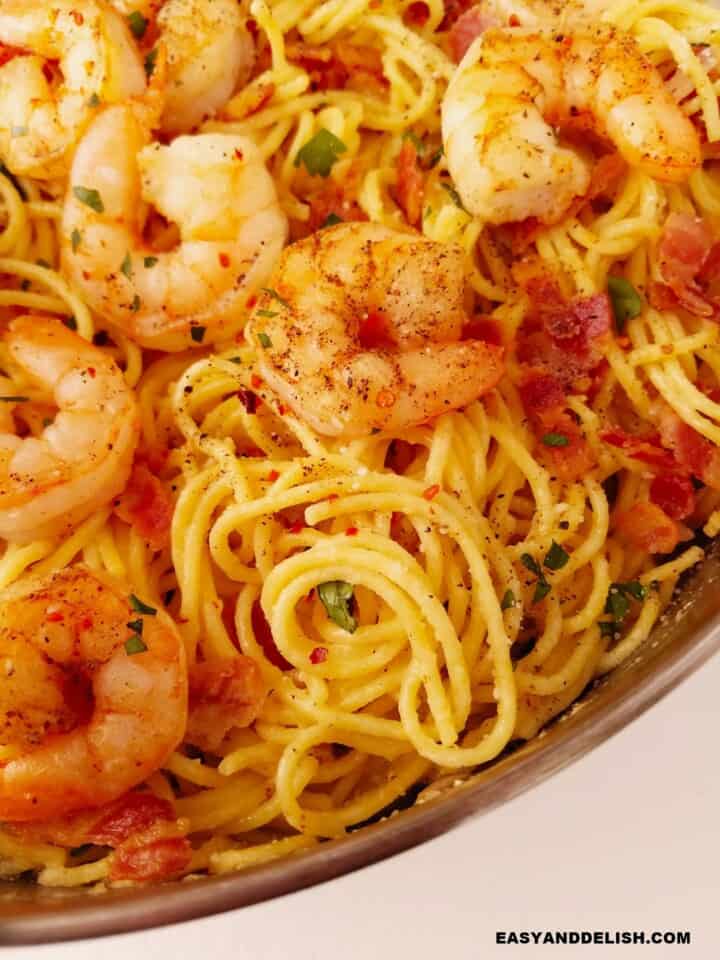 Shrimp Carbonara (Creamy and Delish) Easy and Delish