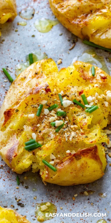 Crispy Smashed Potatoes (Oven or Air Fryer) - Easy and Delish