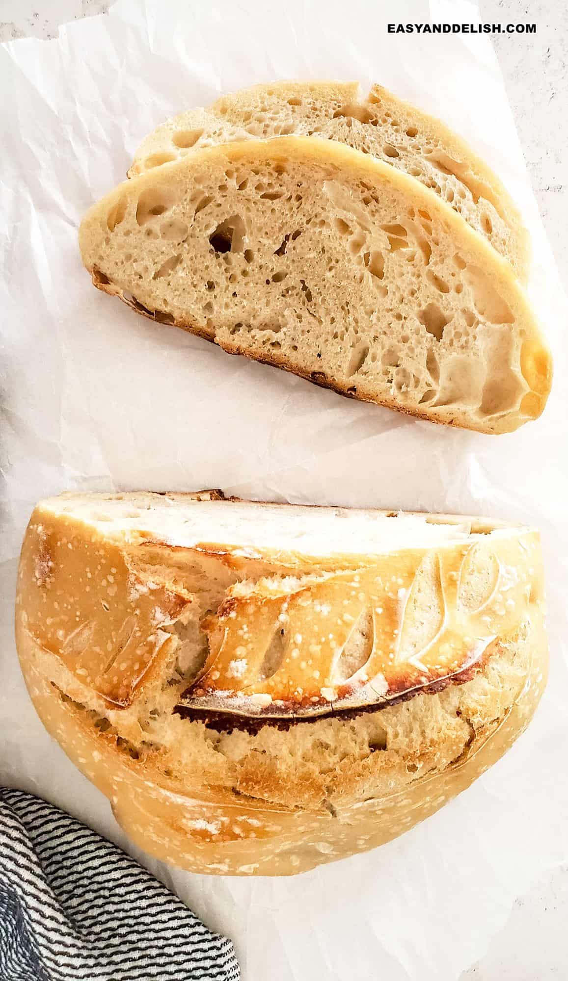 https://www.easyanddelish.com/wp-content/uploads/2022/11/Sourdough-bread-partially-sliced.jpg